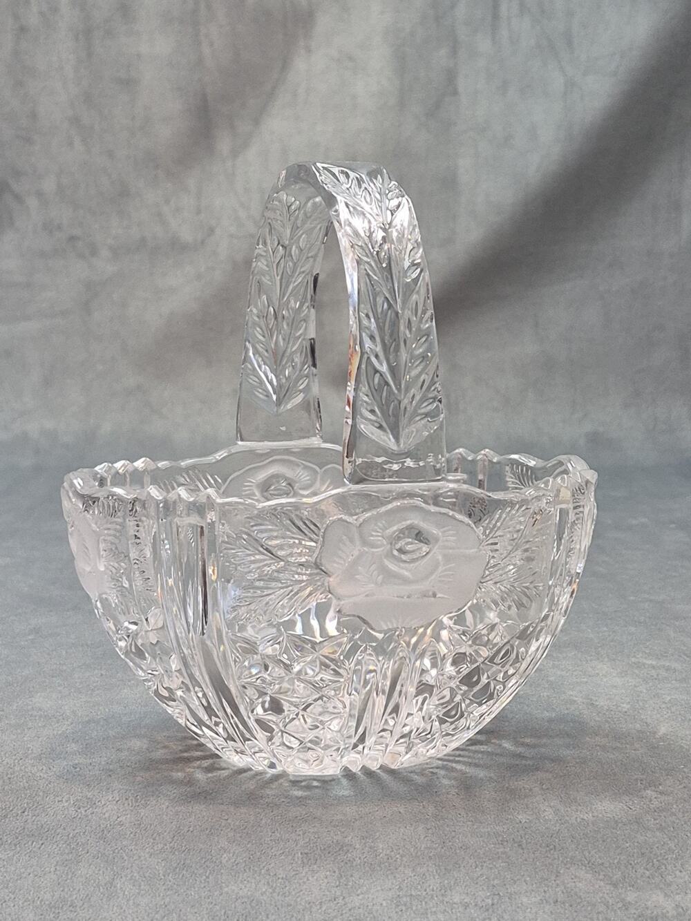 Annahutte Bleikristall Cut Crystal 24% lead Glass Basket Vintage